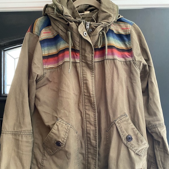 Roxy Jacket. - Picture 1 of 4